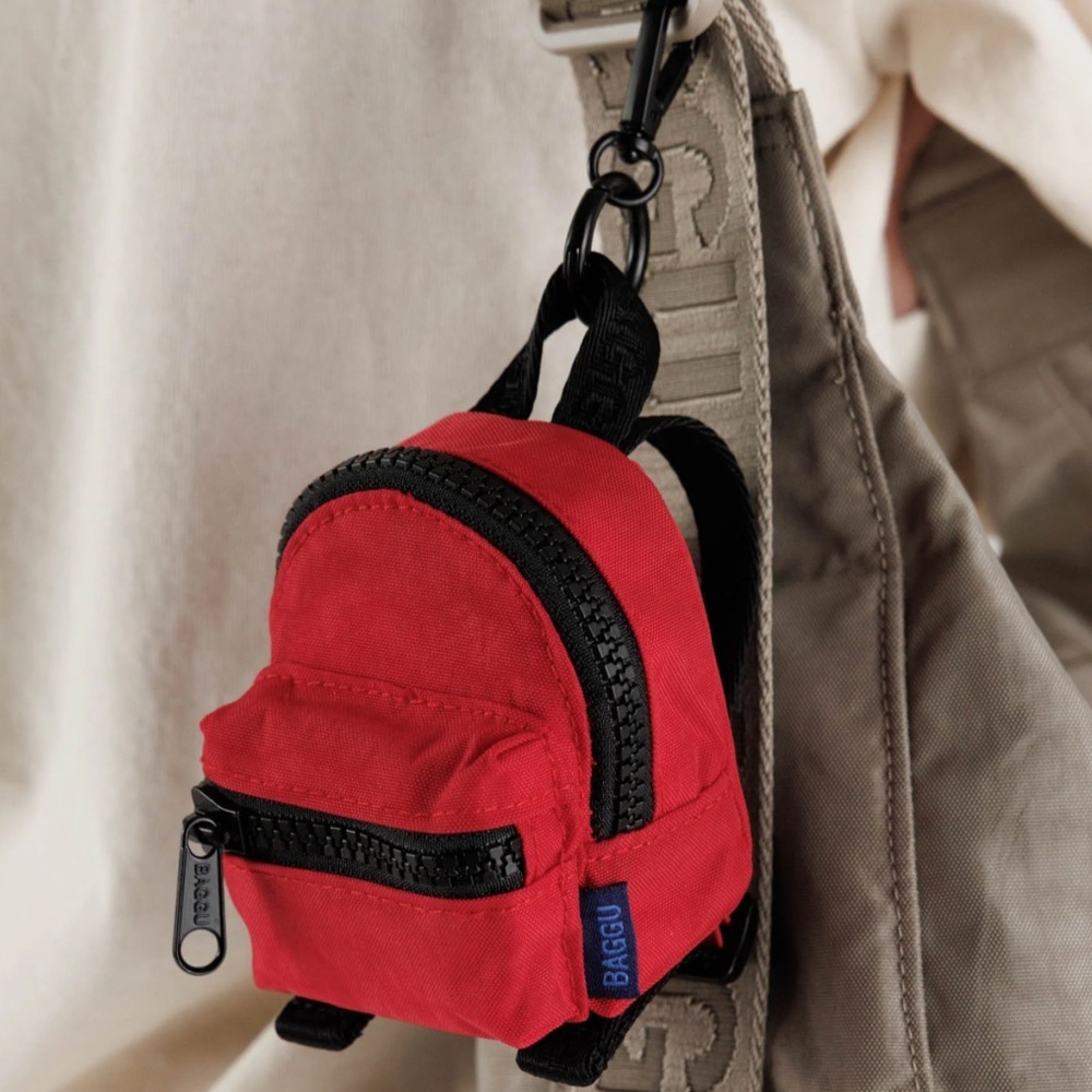 NWOT BAGGU Backpack Charm